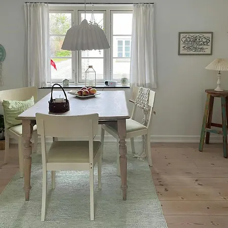 Idyllic Countryside Close To Baltic Sea 尼卡宾·法尔斯特